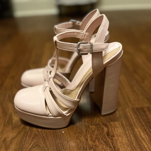 New Rules Patent Platform Mary Janes - Picture 10 of 14